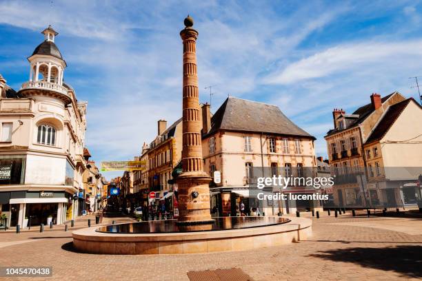 place d'allier, moulins, auvergne, france - auvergne stock pictures, royalty-free photos & images
