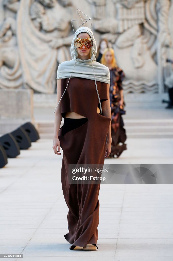 Rick Owens : Runway - Paris Fashion Week Womenswear Spring/Summer 2019