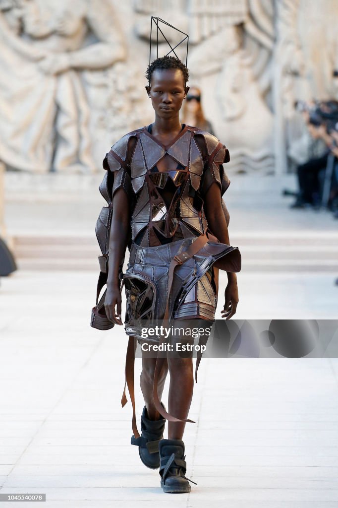 Rick Owens : Runway - Paris Fashion Week Womenswear Spring/Summer 2019