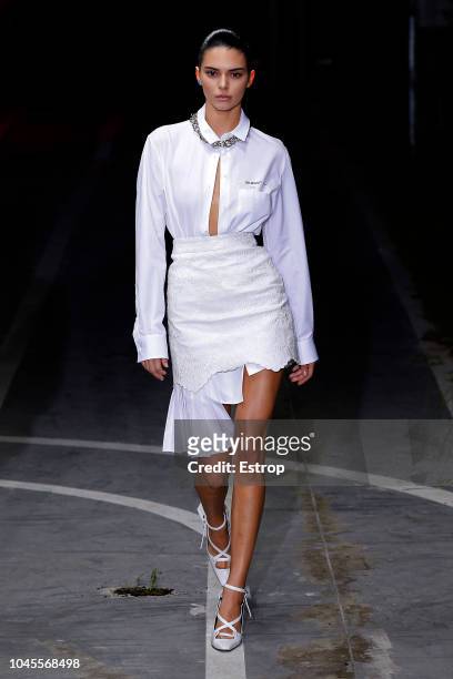 Model Kendall Jenner walks the runway during the Off-White show as part of the Paris Fashion Week Womenswear Spring/Summer 2019 on September 27, 2018...