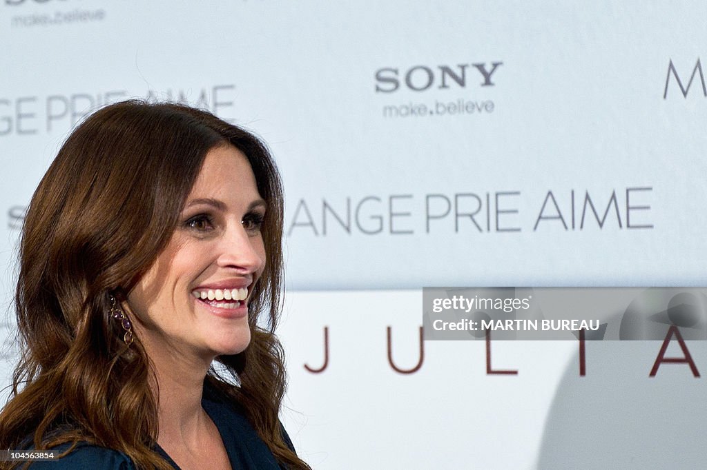 US actress Julia Roberts poses during a