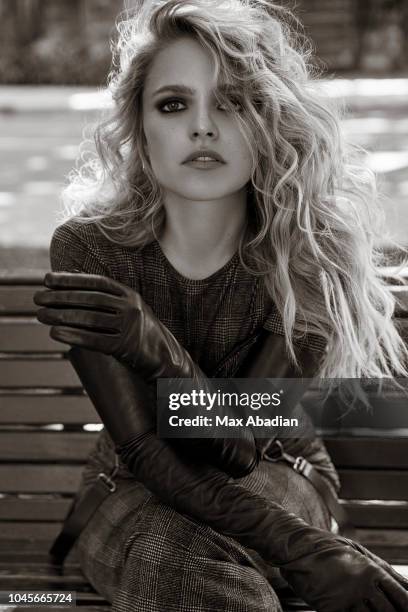 Sarah Labrosse Sarah Jeanne Labrosse Photos and Premium High Res Pictures - Getty Images