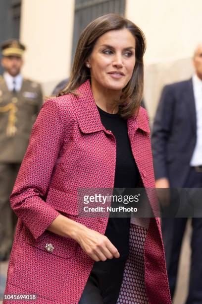 Queen Letizia of Spain attends the conference 'Iniciativas de Formacion y Empleo para jovenes' at Red Cross headquarters on October 4, 2018 in...