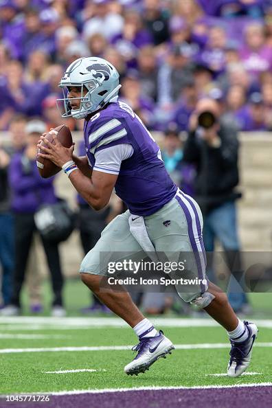 Kansas State Wildcats wide receiver Hunter Rison looks to pass after ...
