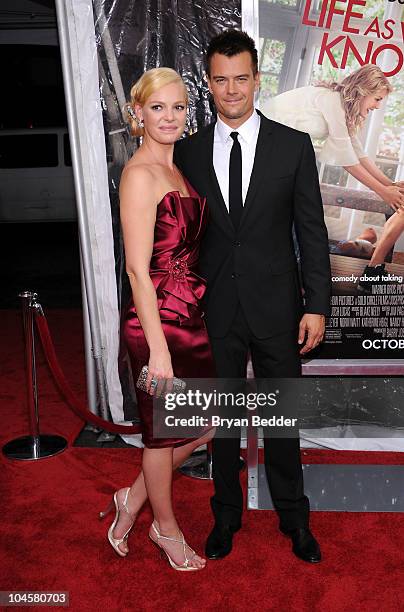 Actors Katherine Heigl and Josh Duhamel attend the "Life As We Know It" premiere at the Ziegfeld Theatre on September 30, 2010 in New York City.