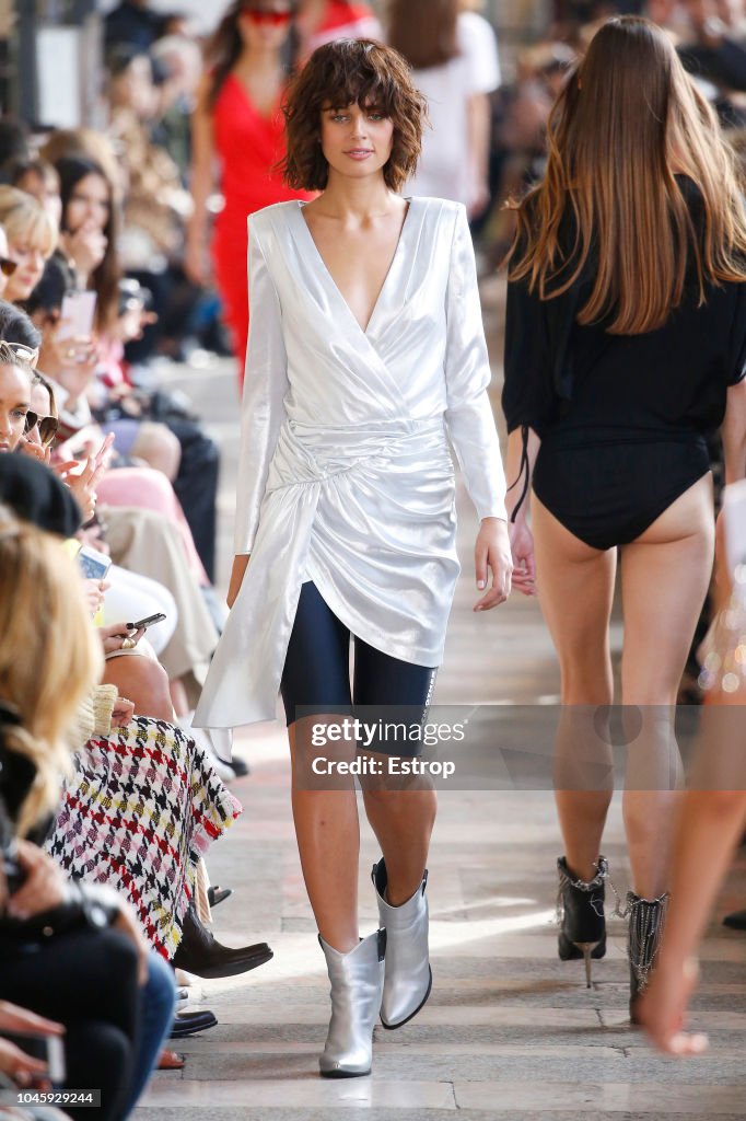 Each x Other : Runway - Paris Fashion Week Womenswear Spring/Summer 2019