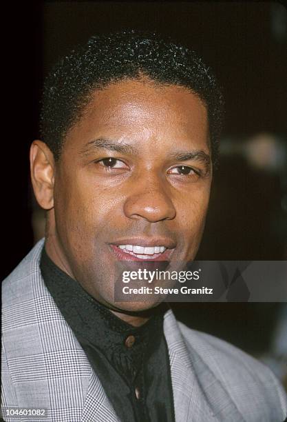 Denzel Washington 1990s Photos And Premium High Res Pictures Getty Images Denzel Washington 1990s Photos And Premium High Res Pictures Getty Images