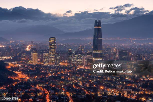 downtown santiago at dawn. - santiago de chile stockfoto's en -beelden