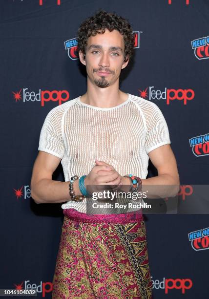 Robert Sheehan attends the Mortal Engines panel during the New York Comic Con 2018 at Javits Center on October 5, 2018 in New York City.