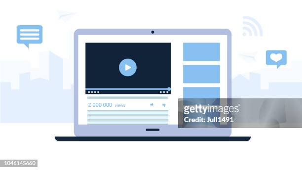 stockillustraties, clipart, cartoons en iconen met presentatie van een videokanaal van laptop. licht blauwe achtergrond met hoge gebouwen van de stad. moderne technologieën voor het bedrijfsleven. platte ontwerp. vectorillustratie - socialmediamarketing