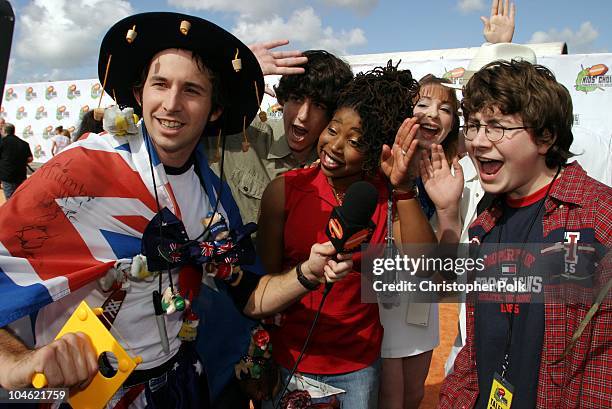 Cast members of "All That" during Nickelodeon's 16th Annual Kids' Choice Awards 2003 - Arrivals at Barker Hangar in Santa Monica, CA, United States.