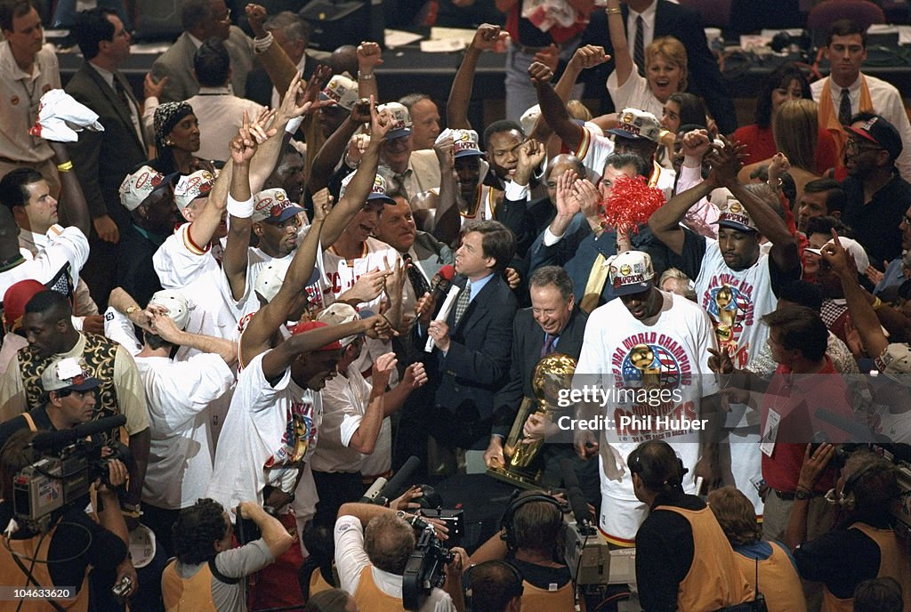 1995 Rockets Final NBC Sports announcer Bob Costas during media interview with Houston ...