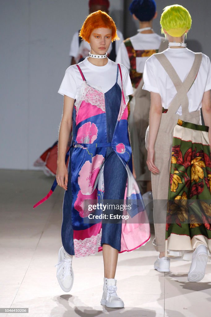 Junya Watanabe : Runway - Paris Fashion Week Womenswear Spring/Summer 2019