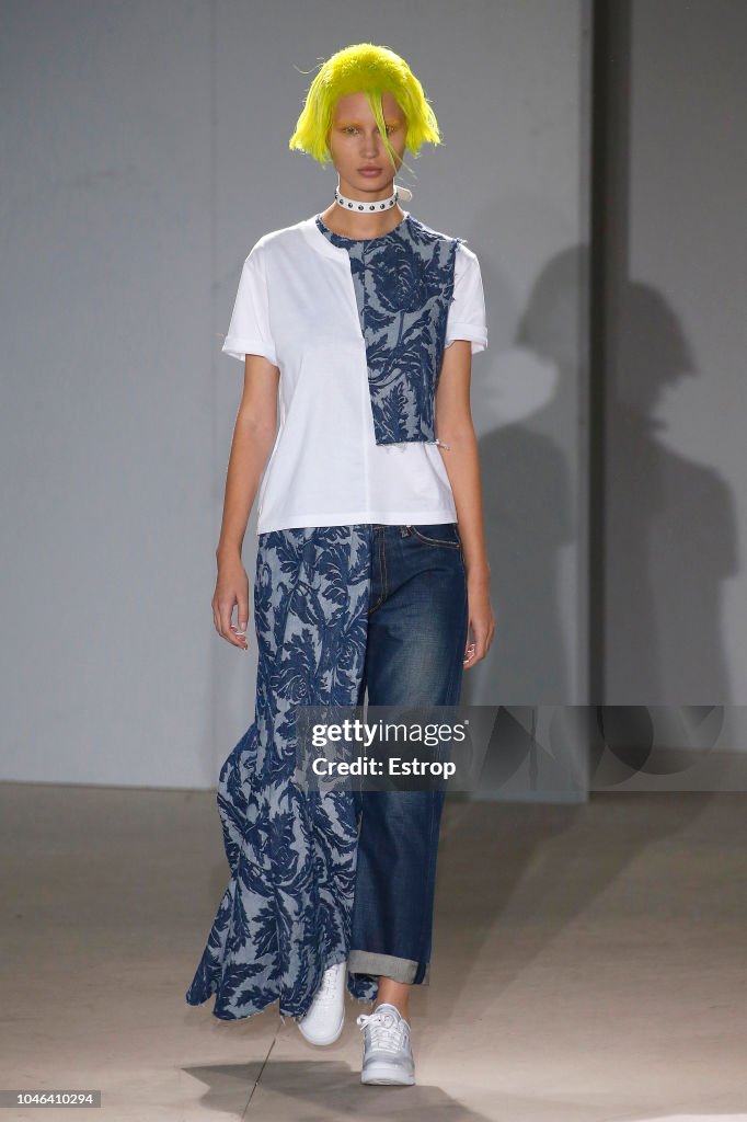 Junya Watanabe : Runway - Paris Fashion Week Womenswear Spring/Summer 2019