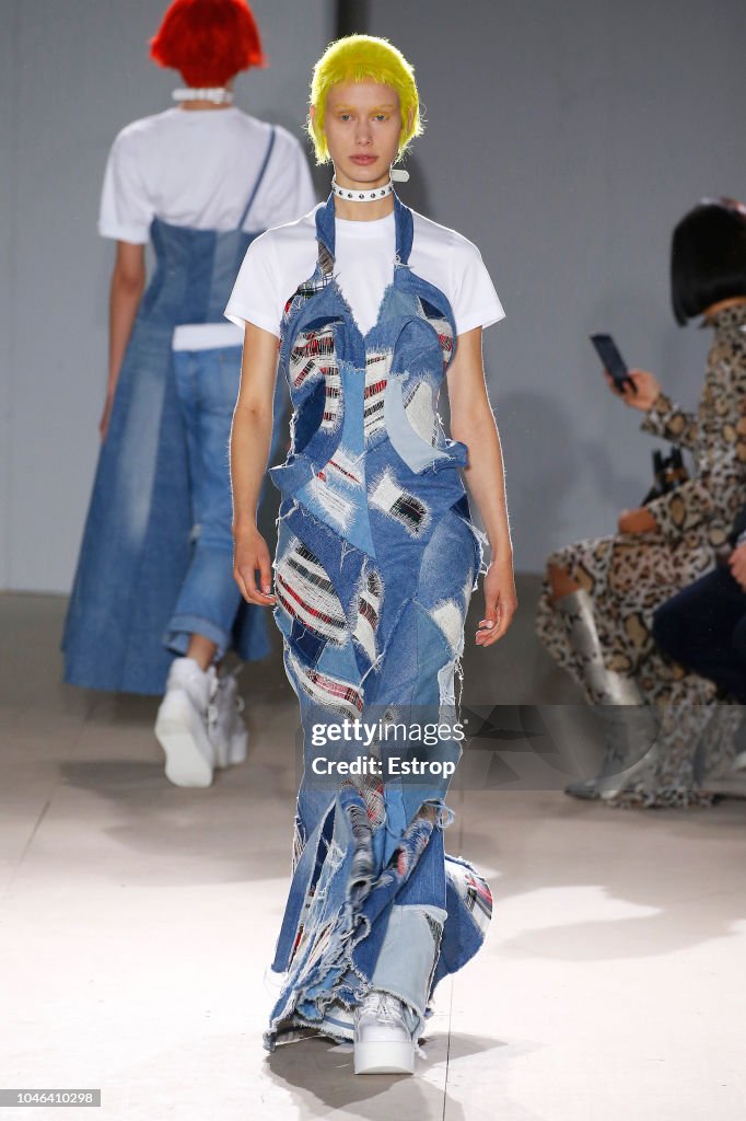 Junya Watanabe : Runway - Paris Fashion Week Womenswear Spring/Summer 2019