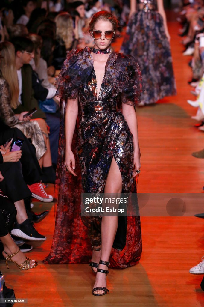 Elie Saab : Runway - Paris Fashion Week Womenswear Spring/Summer 2019
