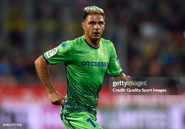 Joaquin Sanchez of Betis looks on during the La Liga match between Girona FC and Real Betis Balompie at Montilivi Stadium on September 27, 2018 in...