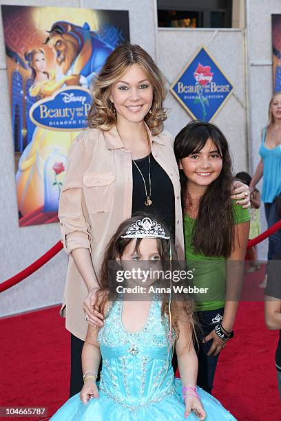 Actress Shanna Moakler and children Alabama Barker and Atiana de la Hoya arrive at the Walt Disney Studios Home Entertainment Hosts A Sing-A-Long...