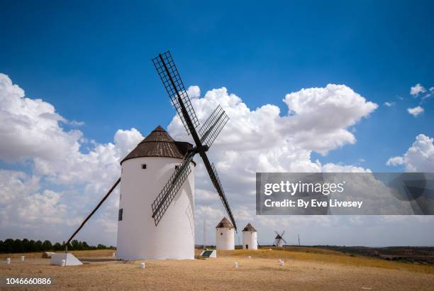 four windmills - provincie-toledo stockfoto's en -beelden