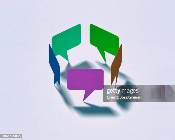 Multiple Talks Multiple Talk Bubbles Photos and Premium High Res Pictures - Getty Images