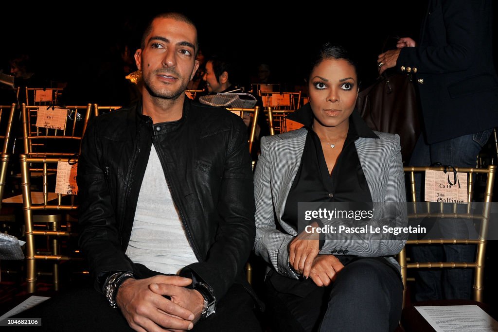 John Galliano - Paris Fashion Week Spring/Summer 2011 Front Row