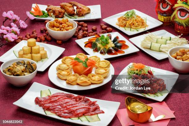 chinese new year foods - cuisine-chinoise photos et images de collection