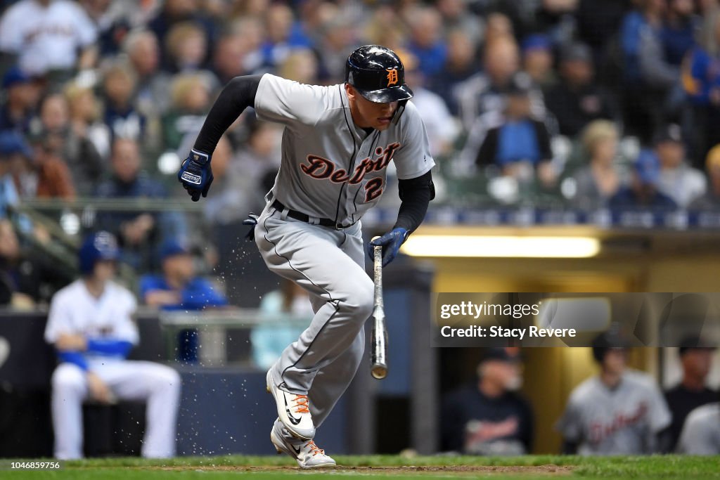 Detroit Tigers v Milwaukee Brewers