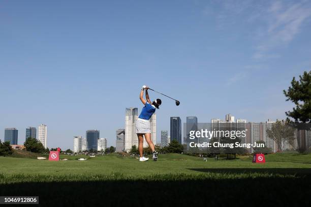 In Gee Chun of South Korea hits a tee shot on the 12th green during the Singles match against Anna Nordqvist of Sweden on day four of the UL...
