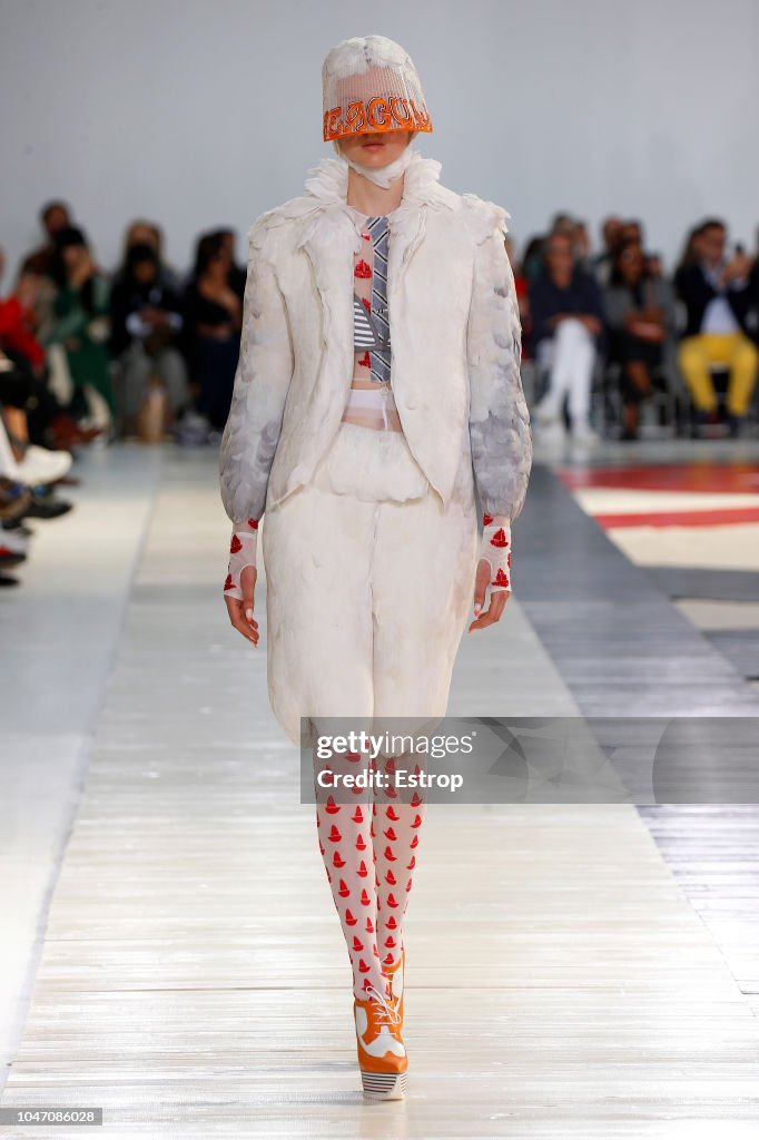 Thom Browne : Runway - Paris Fashion Week Womenswear Spring/Summer 2019