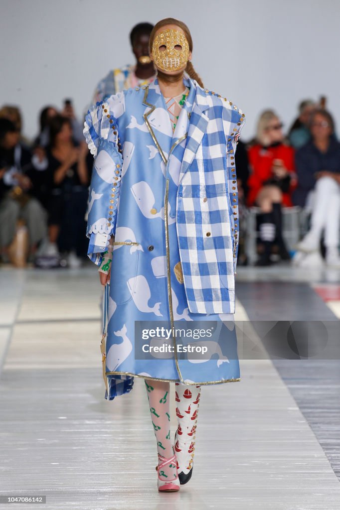 Thom Browne : Runway - Paris Fashion Week Womenswear Spring/Summer 2019