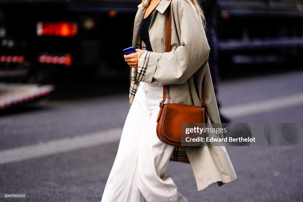 Street Style : Paris Fashion Week Womenswear Spring/Summer 2019 : Day Eight