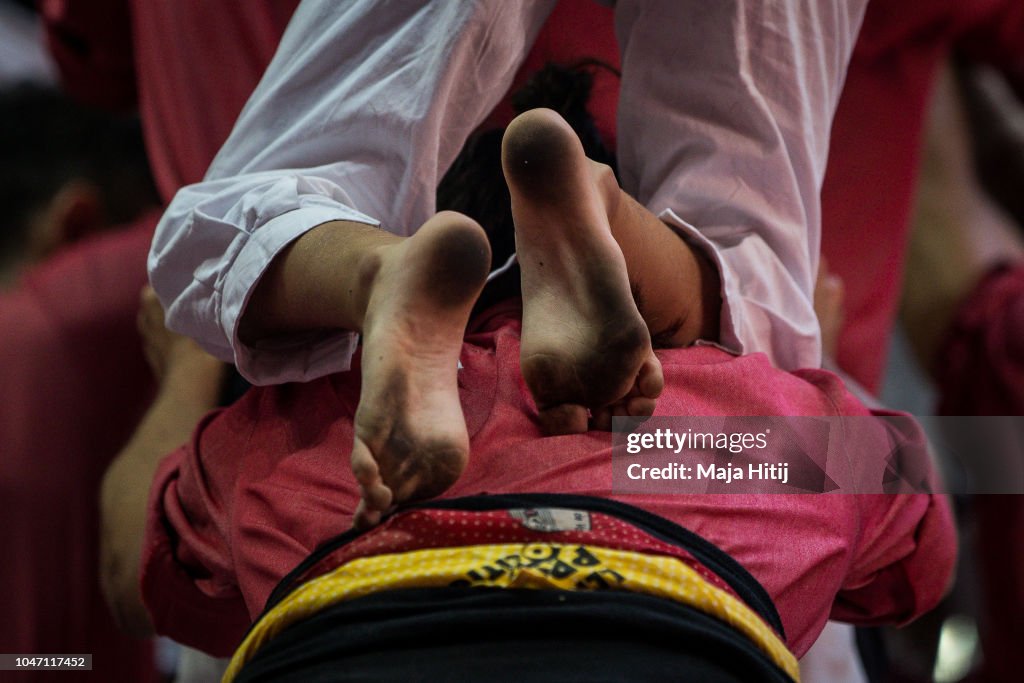 Human Towers Are Built In The Tarragona Castells Competition