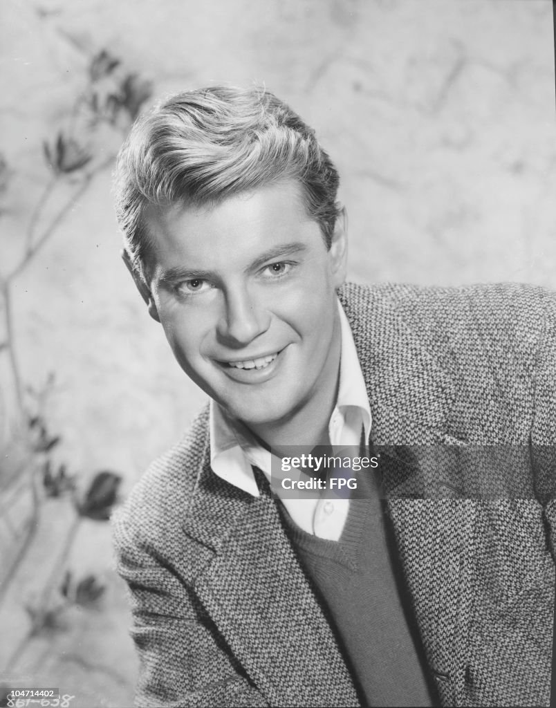 Troy Donahue , American actor and teen idol of the late 1950s and ...