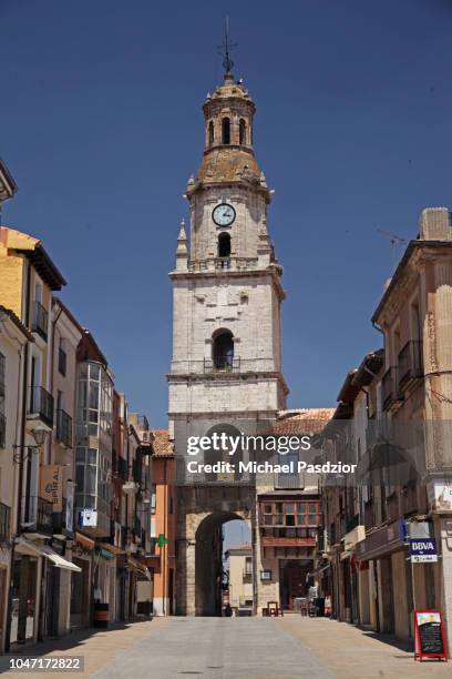 torre del reloj - reloj stock pictures, royalty-free photos & images