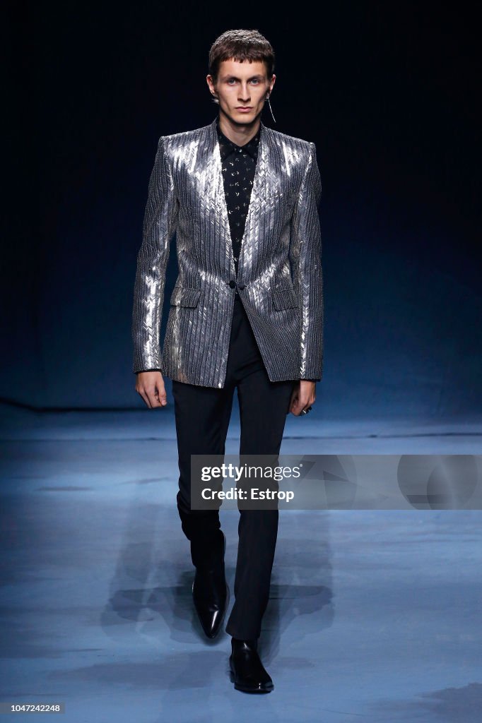 Givenchy : Runway - Paris Fashion Week Womenswear Spring/Summer 2019