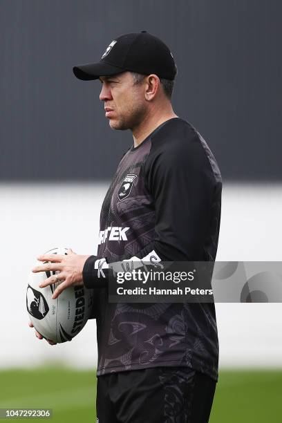 Assistant coach Nathan Cayless looks on during a New Zealand Kiwis training session at Mt Smart Stadium on October 8, 2018 in Auckland, New Zealand.
