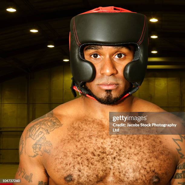 Overprotected Boxer Boxer Helmet Fotografías e imágenes de stock - Getty Images