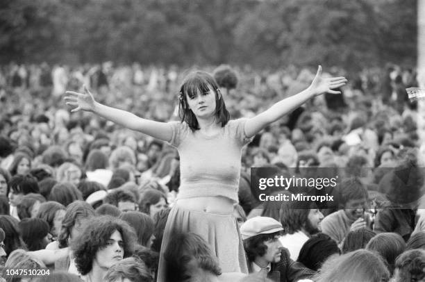 Picture shows the huge audience at London Hyde Park for a concert by Don Mclean - America singer and songwriter, also on the bill was Joan...