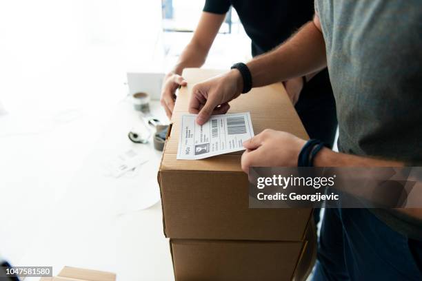 dropshipping company - labelling stock pictures, royalty-free photos & images
