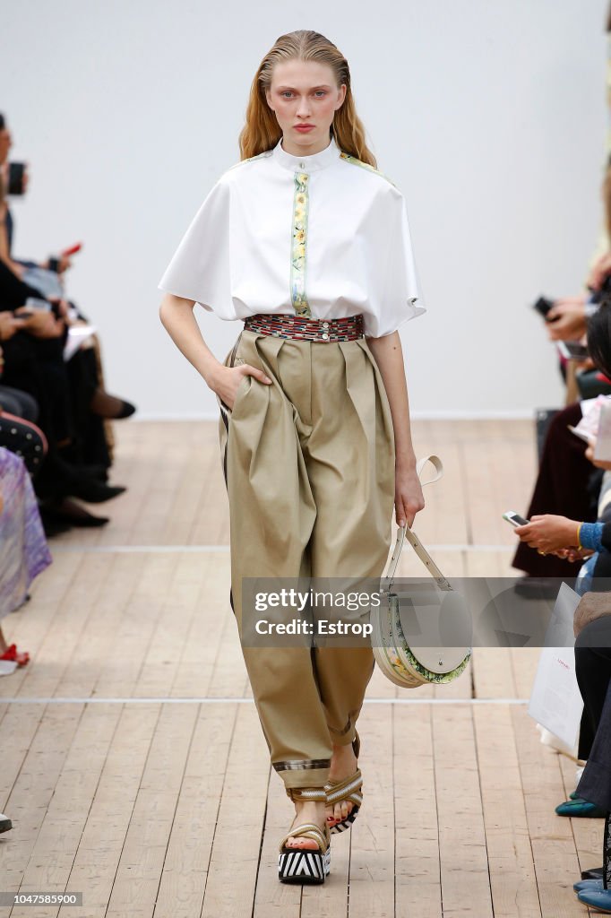 Leonard Paris : Runway - Paris Fashion Week Womenswear Spring/Summer 2019