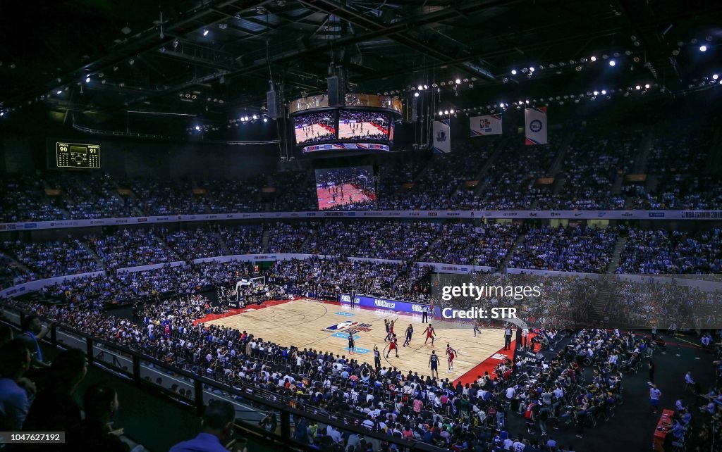 BASKET-NBA-CHN-SIXERS-MAVERICKS