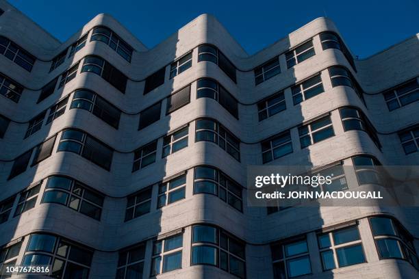 Shell Ruby Building 95 Shell Haus Stock Photos, High-Res Pictures, and Images - Getty Images