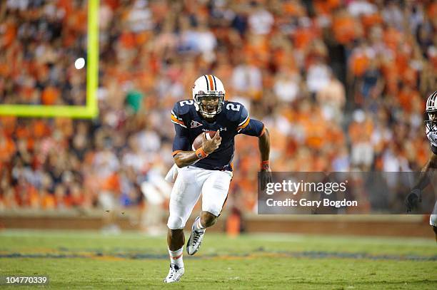 Auburn QB Cam Newton in action, rushing vs South Carolina. Auburn, AL 9/25/2010 CREDIT: Gary Bogdon