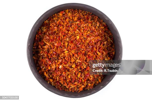 crushed red chili pepper - chili - fotografias e filmes do acervo
