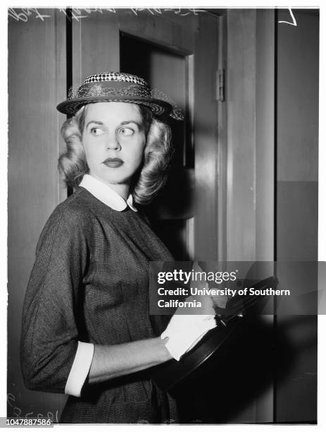 Sun kissed girl divorce, 10 January, 1958. Pat Reno Strong -- 27 years.;Caption slip reads: 'Photographer: Gaze. Date: . Reporter: Gaze. Assignment:...