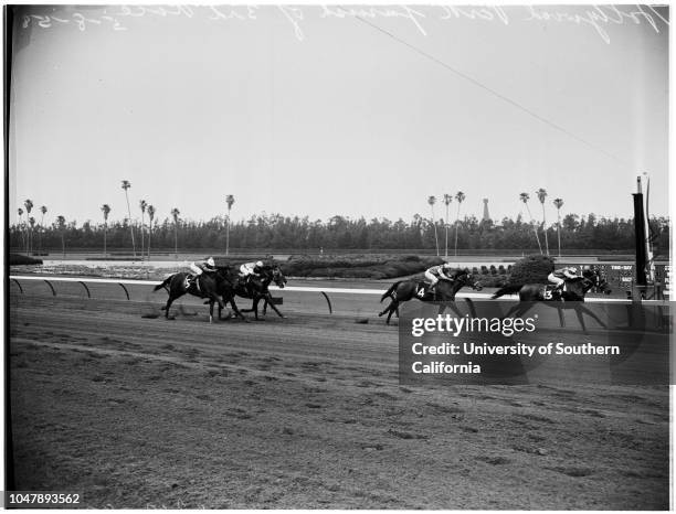 63 Jan 4 1958 Stock Photos, High-Res Pictures, and Images - Getty Images