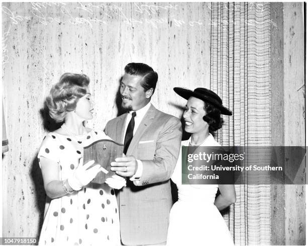 Zsa Zsa Gabor Award, 17 June 1958. Zsa Zsa Gabor ;Gordon McRae ;Mrs Rowan Klein.;Caption slip reads: 'Photographer: Olmo. Date: . Reporter: Donoghue....