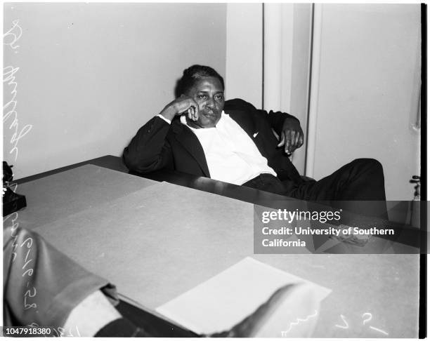 Gloria Rader 53 Fraud Examiner Stock Photos, High-Res Pictures, and Images - Getty ...