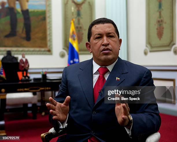 Hugo Ch Hugo Chavez Documentary Photos and Premium High Res Pictures - Getty Images