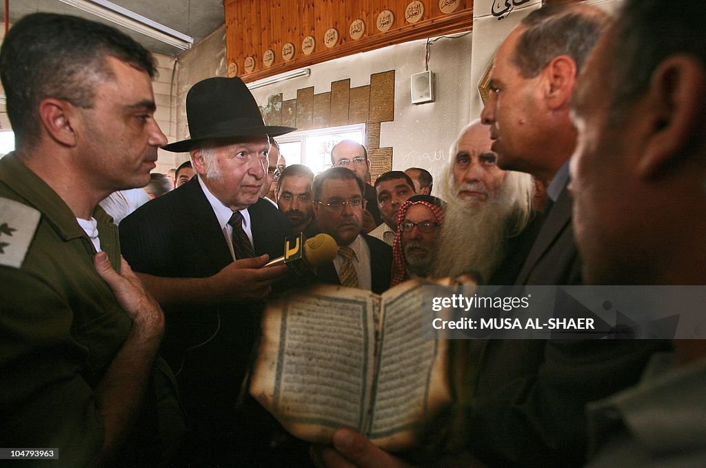 An Israeli soldier and a settler rabbi (